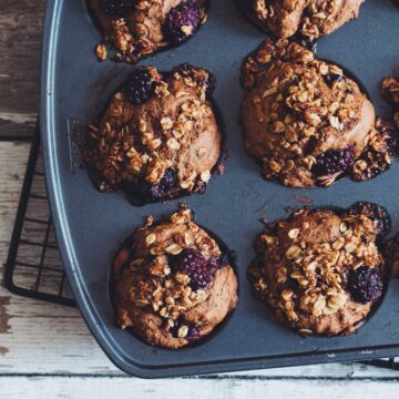 blackberry cobbler muffins_hot for food
