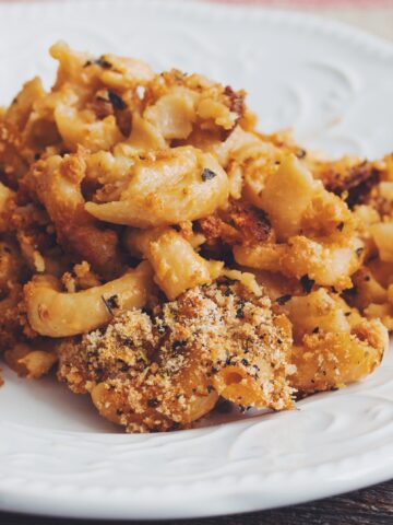 perfect vegan mac & cheese_hot for food