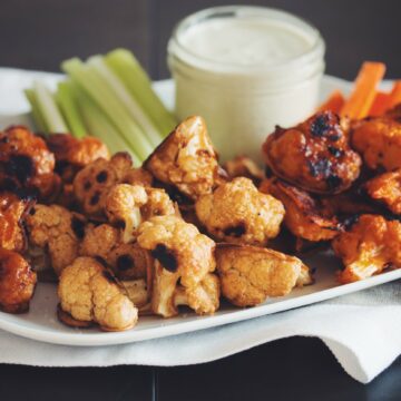 cauliflower buffalo wings_hot for food