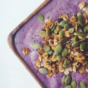 blueberry banana power smoothie bowl_hot for food