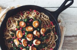 vagan scallops with spaghetti_hot for food