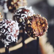 vegan no-bake pumpkin cake pops_hot for food
