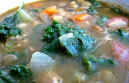 kale lentil soup_hot for food