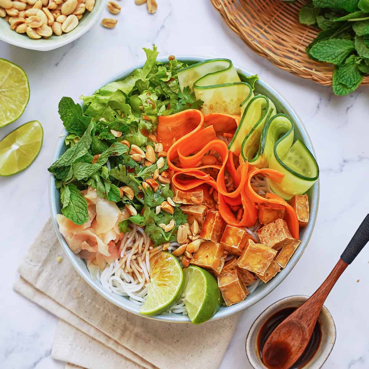 easy vietnamese-inspired noodle bowl - hot for food