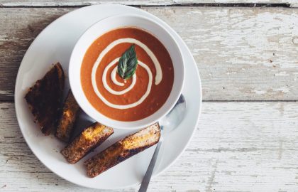 creamy vegan tomato soup_hot for food