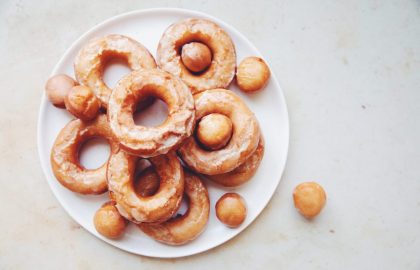 vegan old fashioned doughnuts_hot for food