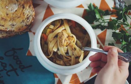 vegan chicken noodle soup_hot for food